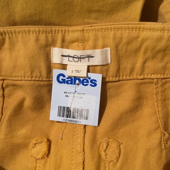 NWT loft jeans. - Picture 3 of 3